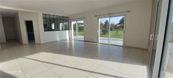 Maison à louer - Saint-Bernard