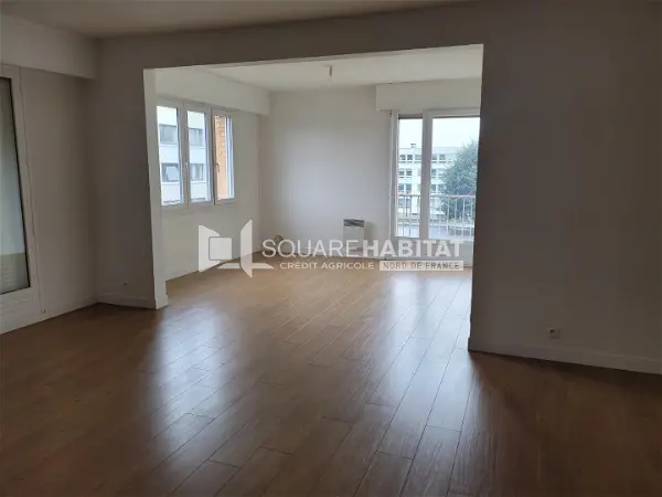 Appartement à louer - Valenciennes, 4 pièces