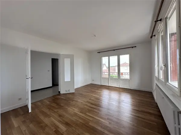 Maison à louer - VIVONNES, 4 pièces