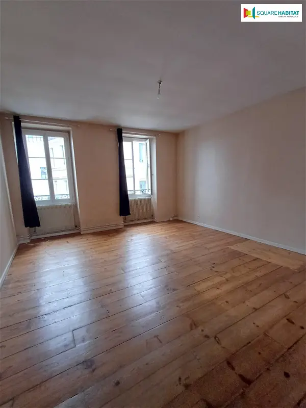 Location appartement 4 pièces - 91.77m² à Pau (64000)