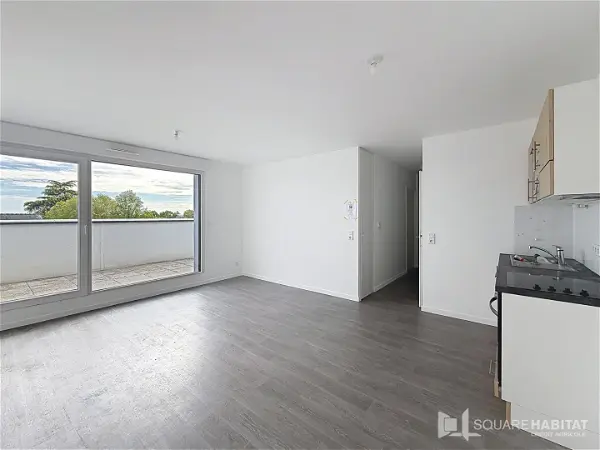Appartement à louer - VEZIN LE COQUET, 3 pièces