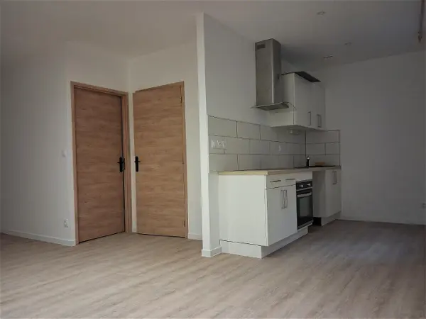 Location appartement 2 pièces - 47m² à Saint-rambert-en-bugey (01230)