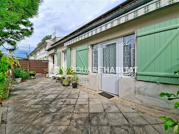 Achat maison 6 pièces - 185.4m² à Sainte lheurine (17520)
