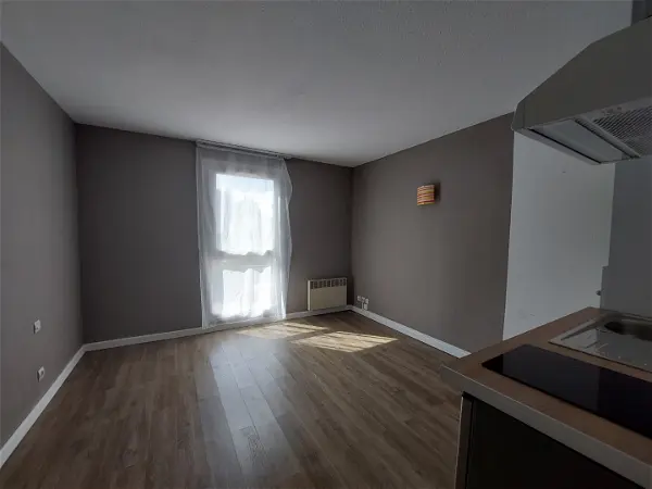 Location appartement 1 pièce - 32.34m² à Deville les rouen (76250)