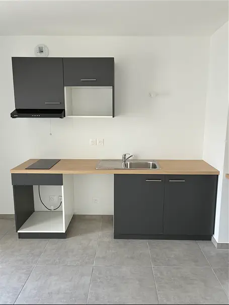 Appartement à louer - SAINT - ETIENNE, 2 pièces