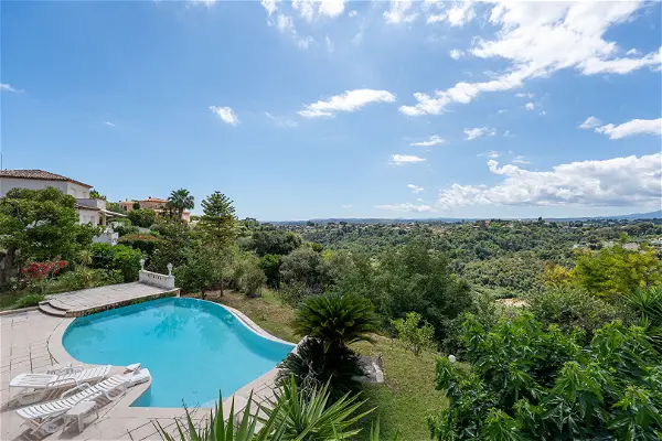 Maison à vendre - CAGNES SUR MER, 8 pièces