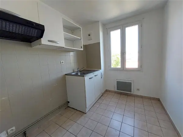 Appartement à louer - ELBEUF, 3 pièces