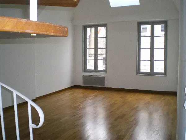 Location appartement 3 pièces - 58.4m² à La rochelle (17000)