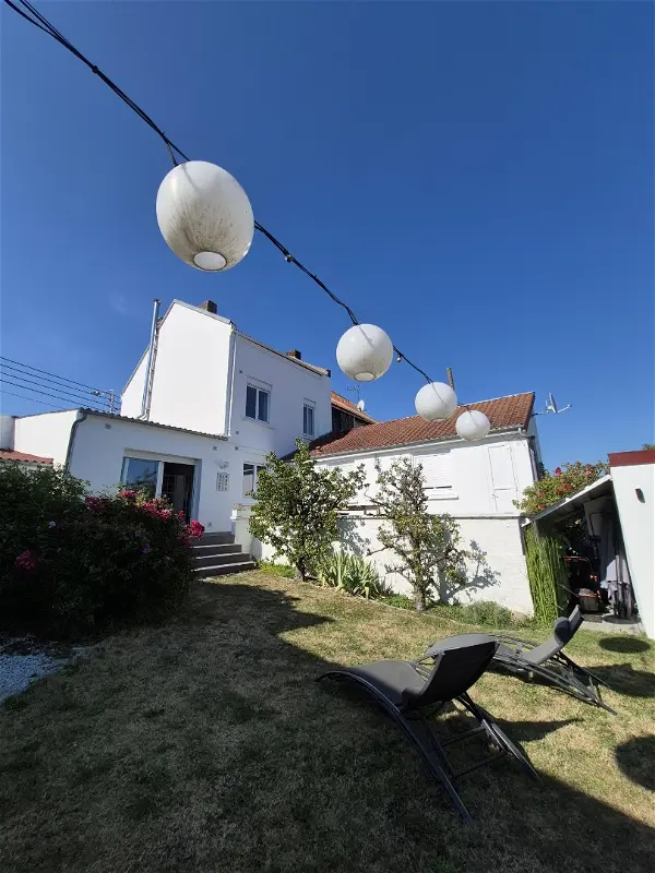 Location maison 4 pièces - 155.78m² à Liévin (62800)