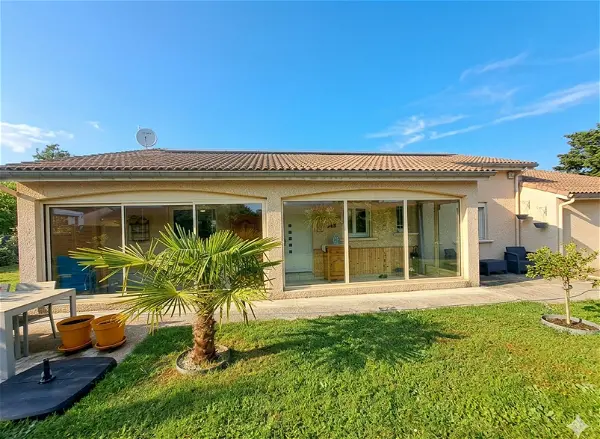 Maison à vendre - ROMANS SUR ISERE, 4 pièces