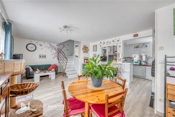 Achat maison 4 pièces - 81m² à Carignan de bordeaux (33360)
