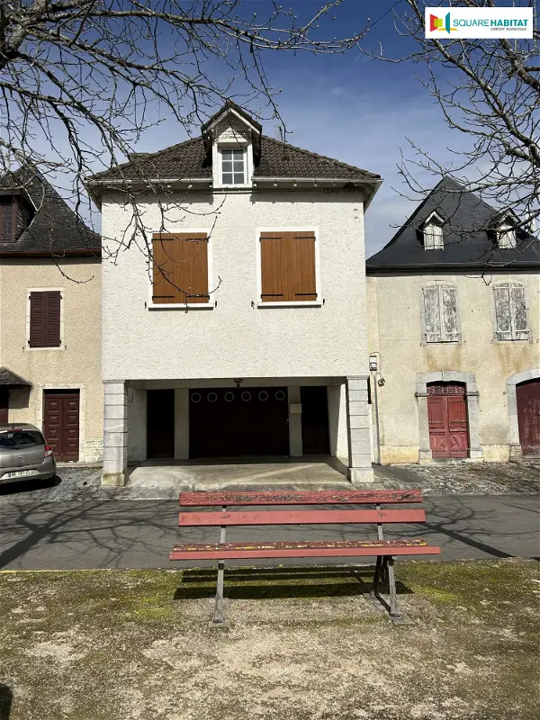 Maison à louer - BRUGES, 4 pièces