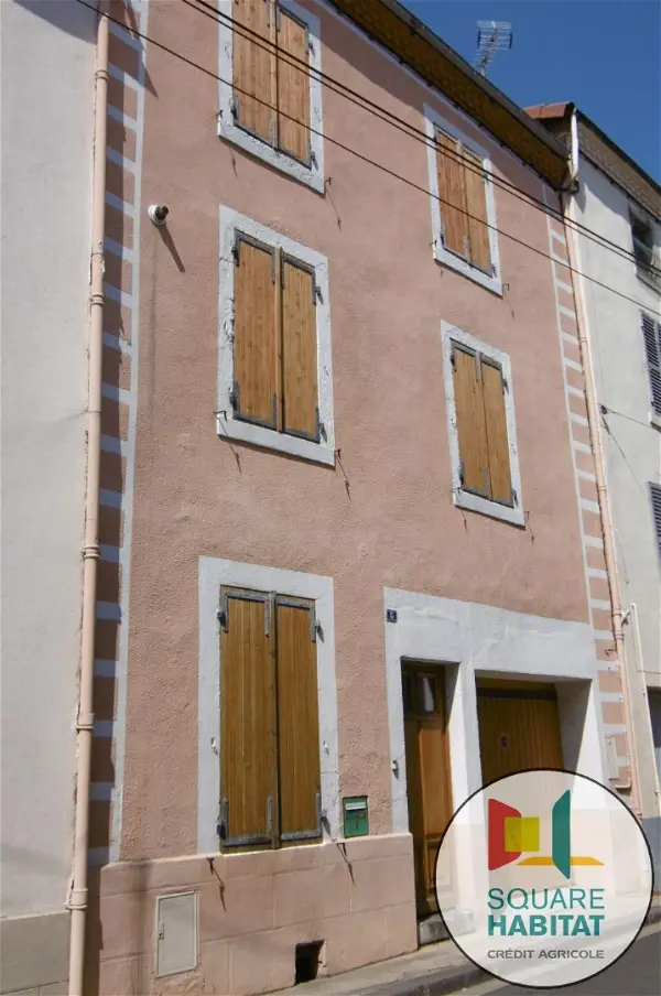 Maison à louer - ISSOIRE, 3 pièces
