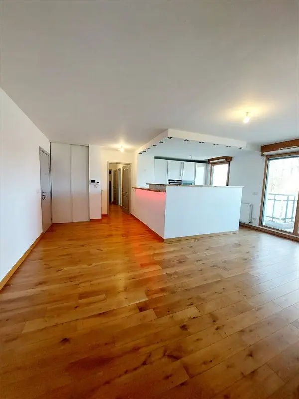 Appartement à louer - Prévessin-Moëns, 3 pièces