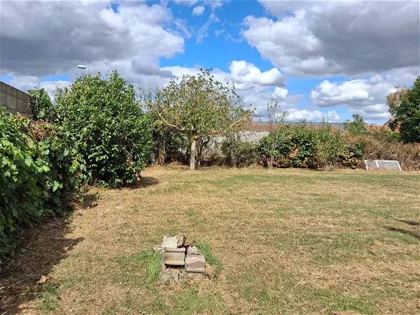 Terrain à vendre - VAIR SUR LOIRE - 600 m²