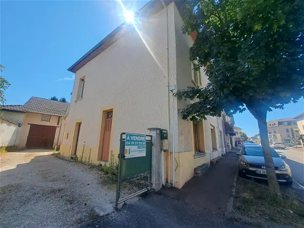 Achat maison 6 pièces - 172.53m² à Les abrets en dauphine (38490)