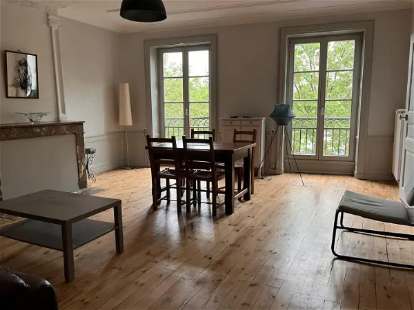 Location appartement 3 pièces - 80m² à Le puy en velay (43000)