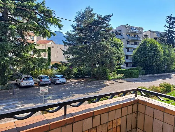 Location appartement 3 pièces - 81.86m² à Fontaine (38600)