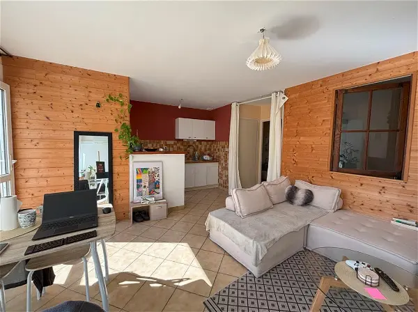 Appartement à louer - Cornas, 1 pièce