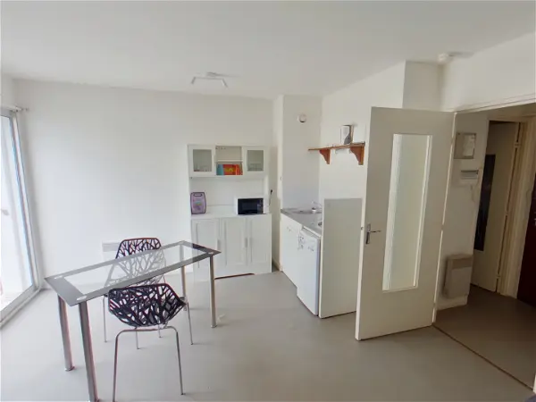Location appartement 1 pièce - 23.59m² à Tours (37000)