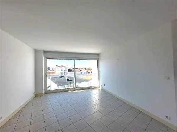 Location appartement 2 pièces - 54.17m² à Royan (17200)