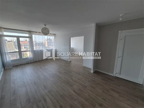Appartement à louer - Valenciennes, 4 pièces