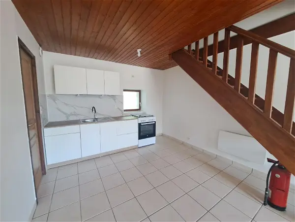 Appartement à louer - Beaucroissant, 2 pièces