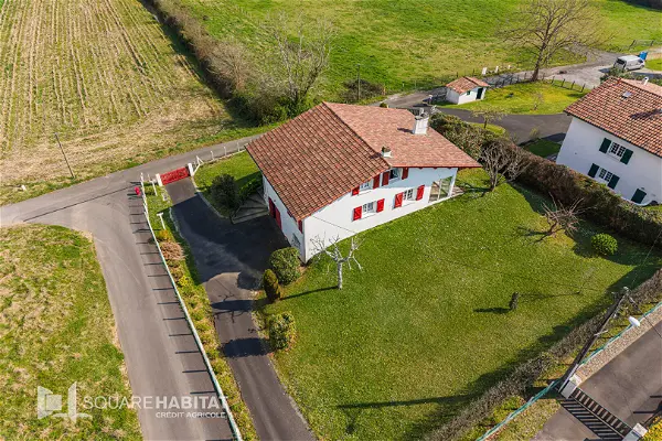 Achat maison 6 pièces - 140m² à Ainhoa (64250)