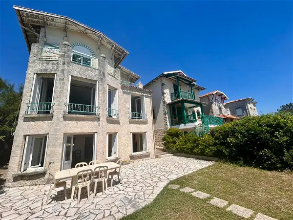 Maison à vendre - SAINT PALAIS SUR MER, 8 pièces