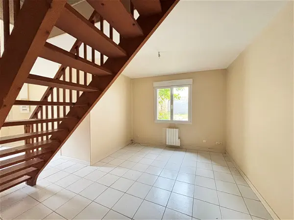 Location appartement 2 pièces - 46.48m² à Saint maixent l ecole (79400)