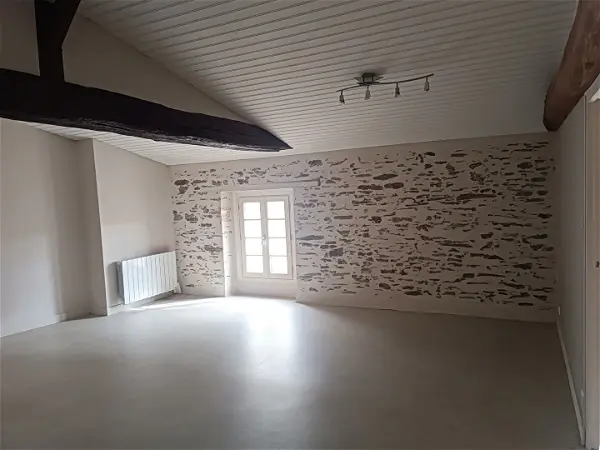 Location appartement 3 pièces - 60m² à Beaupreau (49600)