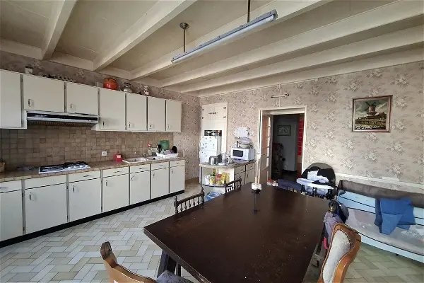 Achat maison 7 pièces - 230m² à Beauvais sur matha (17490)