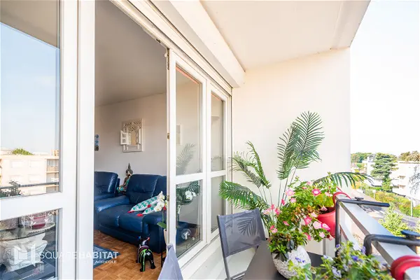 Appartement à vendre - SAINT SEBASTIEN SUR LOIRE, 4 pièces
