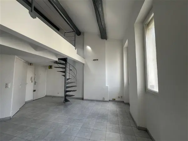 Appartement à louer - MARSEILLE, 2 pièces