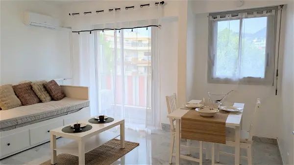 Studio à louer - Nice
