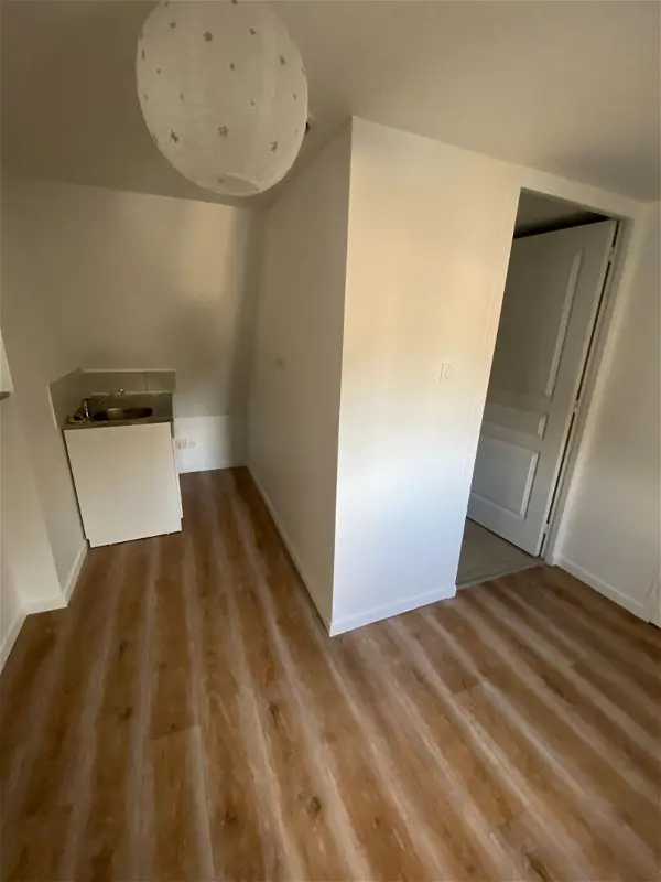 Location appartement 2 pièces - 29m² à Chateau gontier sur mayenne (53200)