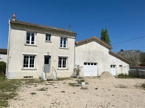 Maison à vendre - ROUILLE, 5 pièces