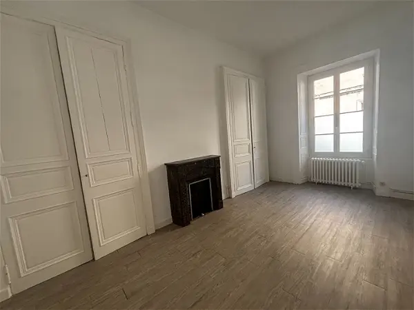 Location appartement 3 pièces - 59m² à Laval (53000)