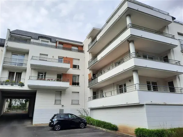 Appartement à louer - SAINT AVERTIN, 2 pièces