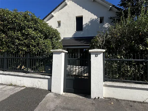 Achat maison 7 pièces - 130m² à Besancon (25000)