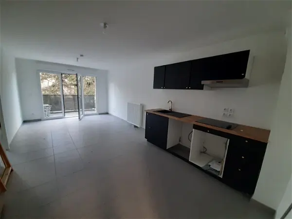 Location appartement 2 pièces - 43m² à Vénissieux (69200)