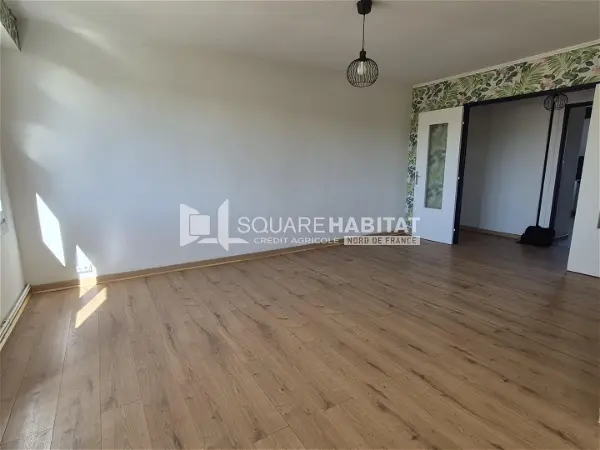 Appartement à louer - Maubeuge, 4 pièces