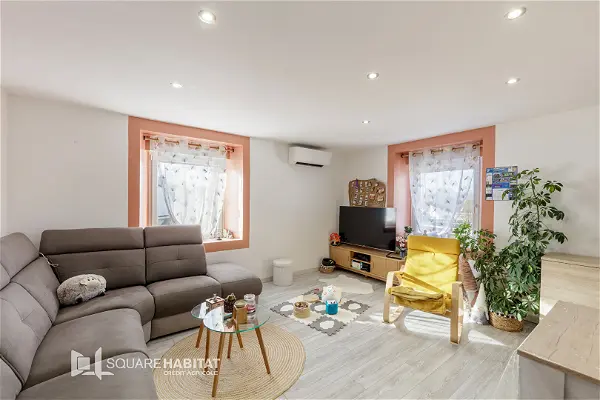 Appartement à vendre - MEZIRE, 5 pièces