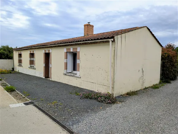 Maison à vendre - L AIGUILLON SUR VIE, 6 pièces
