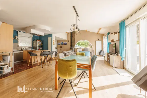 Maison à vendre - PONT DU CHATEAU, 6 pièces