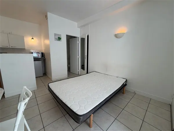 Studio à louer - ORLEANS