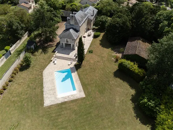 Achat maison 8 pièces - 286.71m² à Poitiers (86000)