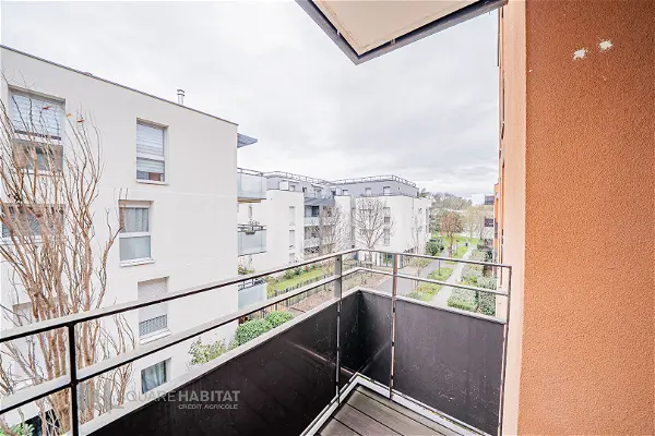 Appartement à vendre - MEYZIEU, 3 pièces