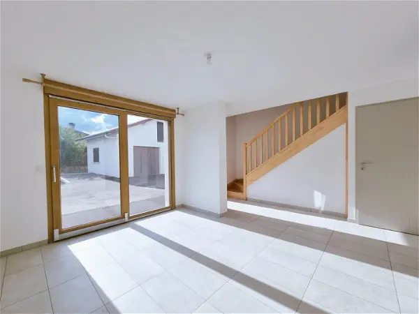 Appartement à louer - REIGNIER ESERY, 3 pièces