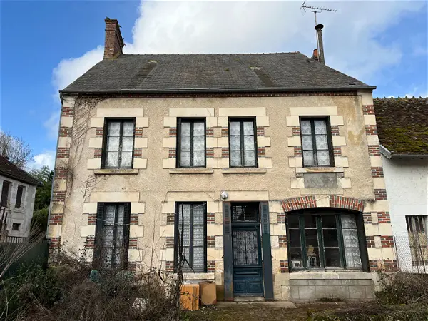 Maison à vendre - SAINT AMAND EN PUISAYE, 8 pièces